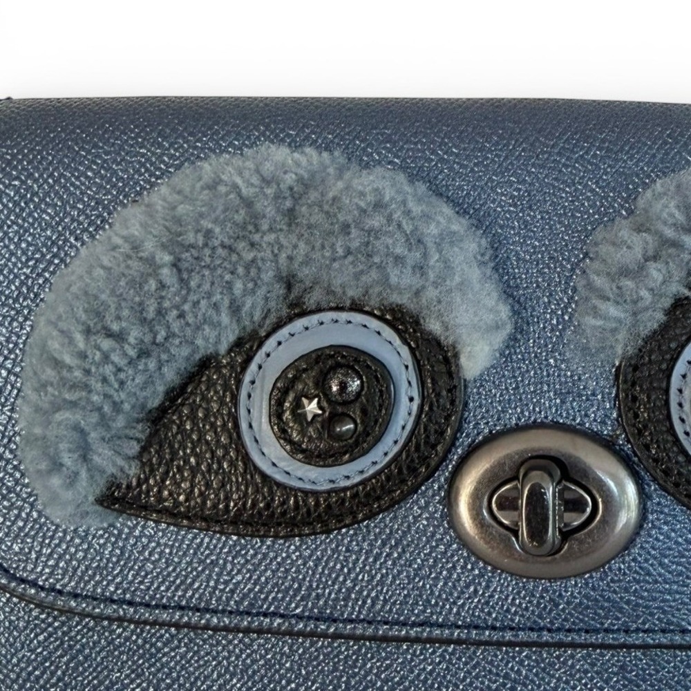 Coach Bear Chain Crossbody Metallic Navy Leather Shearling Eyes Clutch Wristlet - Picture 4 of 14
